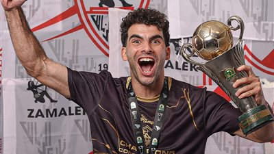 بعد أنباء توقيعه لـ الأهلي.. تعرف علي بطولات زيزو مع الزمالك