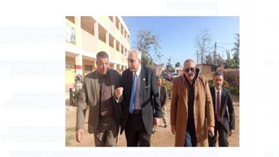 مدير تعليم القليوبية يتابع اليوم الدراسي بمدارس كفر شكر