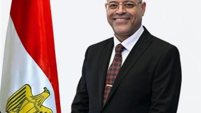 وزير العمل يعلن عن وظائف جديدة حراسة بدولة خليجية براتب 19 ألف و600جنيه