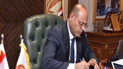 وزير العمل يعتمد صرف مليون و600 ألف جنيه لأُسر 8 من العمالة غير المنتظمة