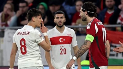 شاهد| نجم ليفربول يسخر من لاعب ريال مدريد