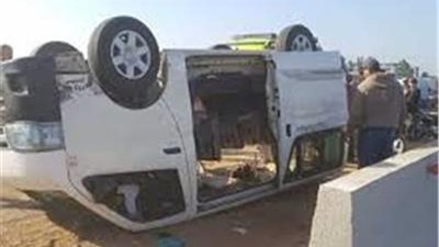مصرع وإصابة 13 إثر انقلاب ميكروباص فى الجيزة