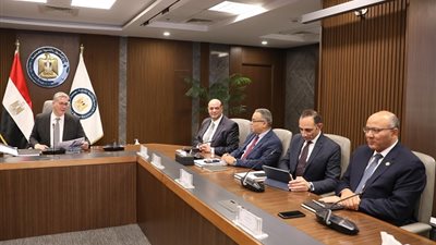 وزير البترول: إيبروم.. سفير جديد لقطاع البترول في الأسواق الخارجية