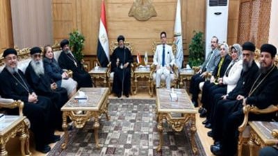 رئيس جامعةبنها يستقبل الأنبا مرقص والأنبا نوفير للتهنئة بعيدالفطر
