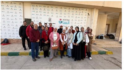 جامعة القاهرة تنظم زيارة لدار مسنين 