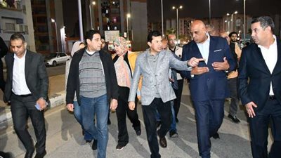 وزير الرياضة يتفقد الأعمال التطويرية بحمام سباحة بمركز التنمية الشبابية بالأسمرات