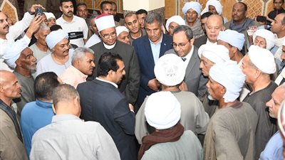 محافظ قنا يتفقد المرافق الخدمية بمركز قفط