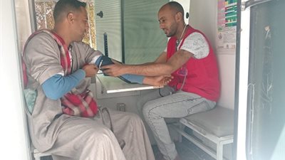 رئيس هيئة الرعاية الصحية بالأقصر يتابع انتظام سير العمل