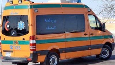 مصرع وإصابة 4 أفراد في حادث تصادم أتوبيس بسيارتين شرطة