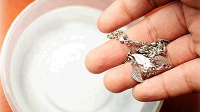 كيفية تلميع الفضة بطرق بسيطة ومتوفرة في المنزل