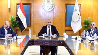 وزير التعليم: انضباط الدراسة ومتابعة نسب حضور الطلاب بالمدارس