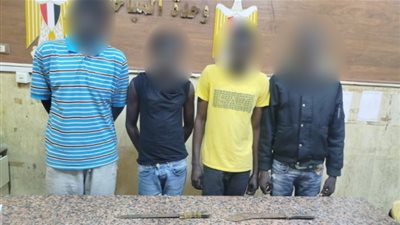 مشاجرة بالأسلحة البيضاء بسبب معاكسة فتاة بين أجانب فى عين شمس