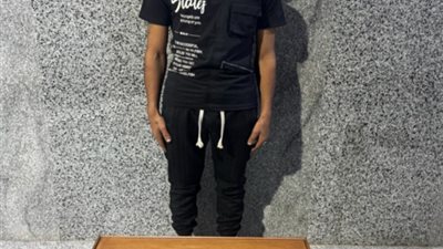 ملابسات فيديولإطلاق شخص أعيرة نارية والادعاء بامتلاكه ورشة اسلحة