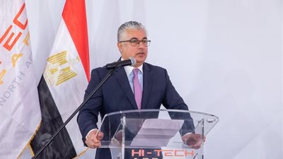 جمال الدين: 130 مصنعًا قيد الإنشاء في اقتصادية قناة السويس لأول مرة