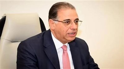 نائب وزير الخارجية يؤكد أهمية دور الكنيسة في مكافحة الهجرة غير الشرعية