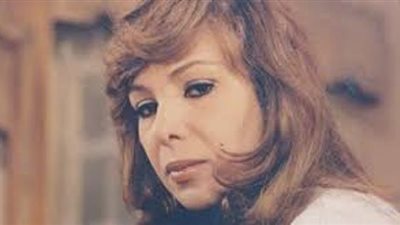 قصة مشاهد ناهد الشريف أمام أحمد رمزى ..وأول بطولة 