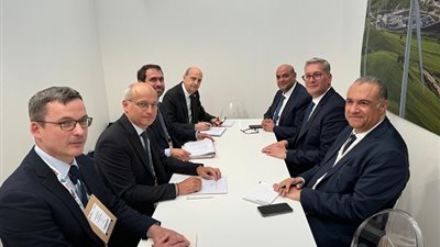 وزير البترول يبحث مع وفد توتال انيرجيز زيادة الإنتاج وخططها التوسعية