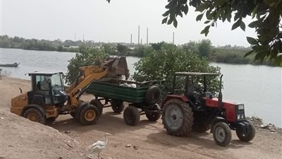 متابعة سير العمل لمنظومة النظافة بمركز ومدينة دسوق