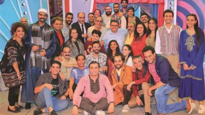 عروض مسرح المواجهة يتجول في المحافظات
