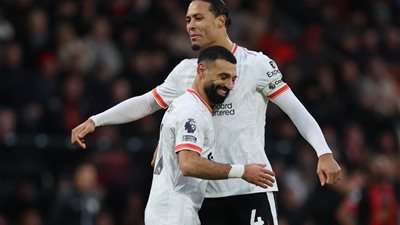 اتفاق نهائي.. ليفربول يستقر على بقاء صلاح وفان دايك