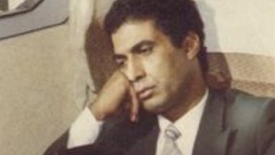 حقيقة فقدان بصر احمد زكي قبل رحيله بشهر