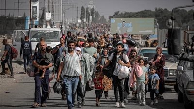 غزة تتقلص مع توسيع العدوان الإسرائيلي