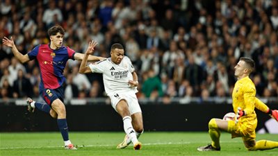 موعد مواجهة برشلونة وريال مدريد في الدوري الاسباني