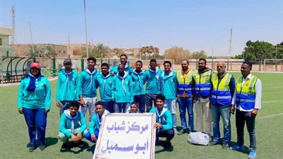 فريق جوالة مركز شباب أبوسمبل ينفذ مشروع (قرية مضيئة) 