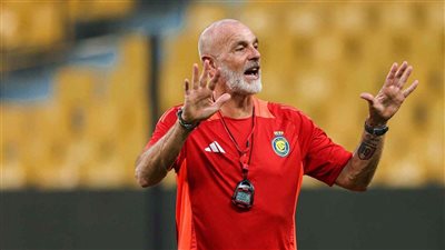 مدرب النصر يحسم موقفه من عرض روما