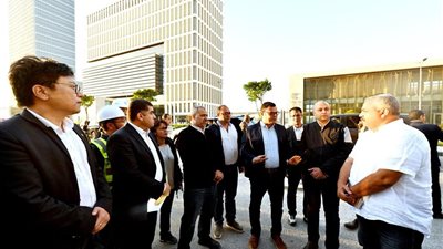 وزير الإسكان يتفقد منطقة الأعمال المركزية بالعاصمة الإدارية