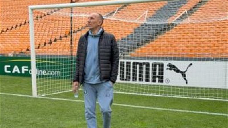 يورتشيتش يتفقد ملعب