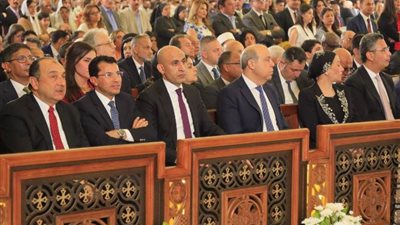 وزير التعليم يشارك في قداس عيد القيامة المجيد بالكاتدرائية المرقسية بالعباسية