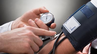 ضغط الدم والخرف .. دراسة تكشف الرابط الخفي