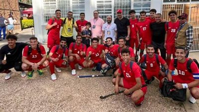 السفير وائل لطفي يهنئ منتخب مصر للهوكي بعد تأهله إلى كأس العالم