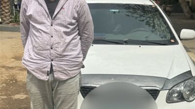 ضبط سائق اصطدم عمداً بأحد الأشخاص لخلاف حول الأجرة بالمعادي