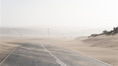إجراءات السلامة قبل وبعد العواصف الترابية