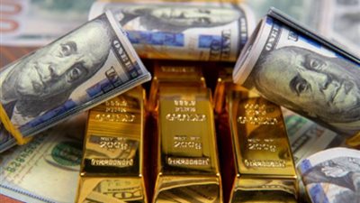 قوة الدولار تضغط على الذهب وسط ترقب لبيانات التضخم الأمريكية