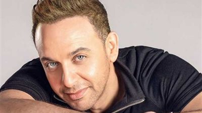 نفاذ تذاكر حفلات مصطفى قمر فى كندا