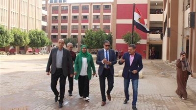 وكيل تعليم الجيزة فى زيارة تفقدية لمدارس ادارة العمرانية