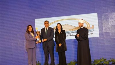 محافظ الجيزة يكرم المؤسسات الأهلية الفائزة في مسابقة 