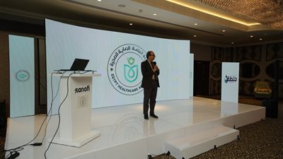 الرعاية الصحية: اهتمام بمرضى الأورام وتطبيق أحدث البروتوكولات العلاجية
