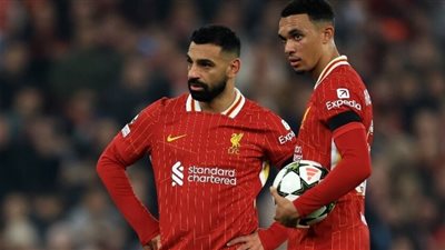 محمد صلاح يُودع أرنولد برسالة مؤثرة بعد رحيله لـ ريال مدريد