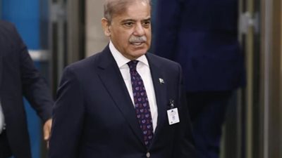 رئيس الوزراء الباكستاني: من حق باكستان الرد بقوة على أي عمل حربي من الهند