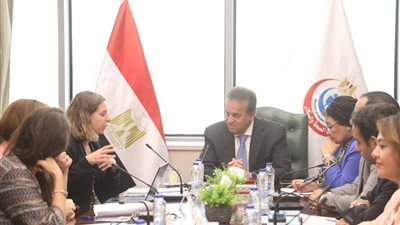 وزير الصحة يعرب عن تقديره لجهود الوكالة الفرنسية للتنمية في دعم القطاع