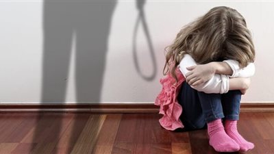العنف الأسري .. خطر صامت يهدد براءة الأطفال ومستقبلهم