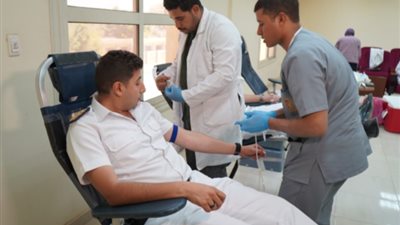 أمن القاهرة تنظم حملة للتبرع بالدم في إطار المبادرات الإنسانية