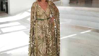 يسرا تخطف الأنظار بفستان يقترب من ربع مليون جنيه فى مهرجان كان