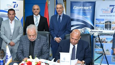 تقديم خدمات سياحية تشمل تذاكر الطيران والإقامة الفندقية والحج والعمرة