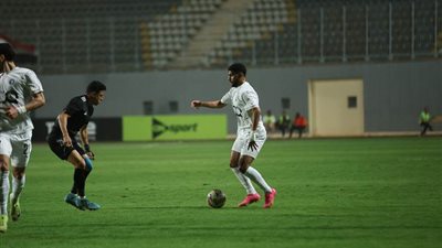 بيراميدز يفوز على بتروجت بثنائية ويواصل مطاردة الأهلى في الدورى
