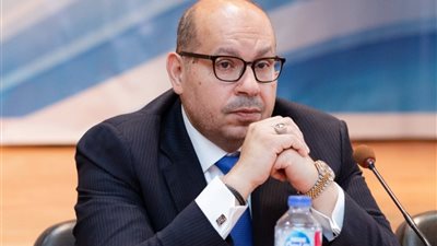 اللجنة الأولمبية الأسترالية تهنئ ياسر إدريس.. والمصرية توجه دعوة لزيارة رسمية